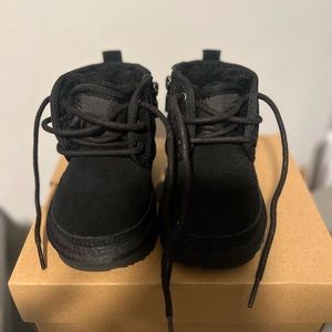 Toddler size 6 black Ugg